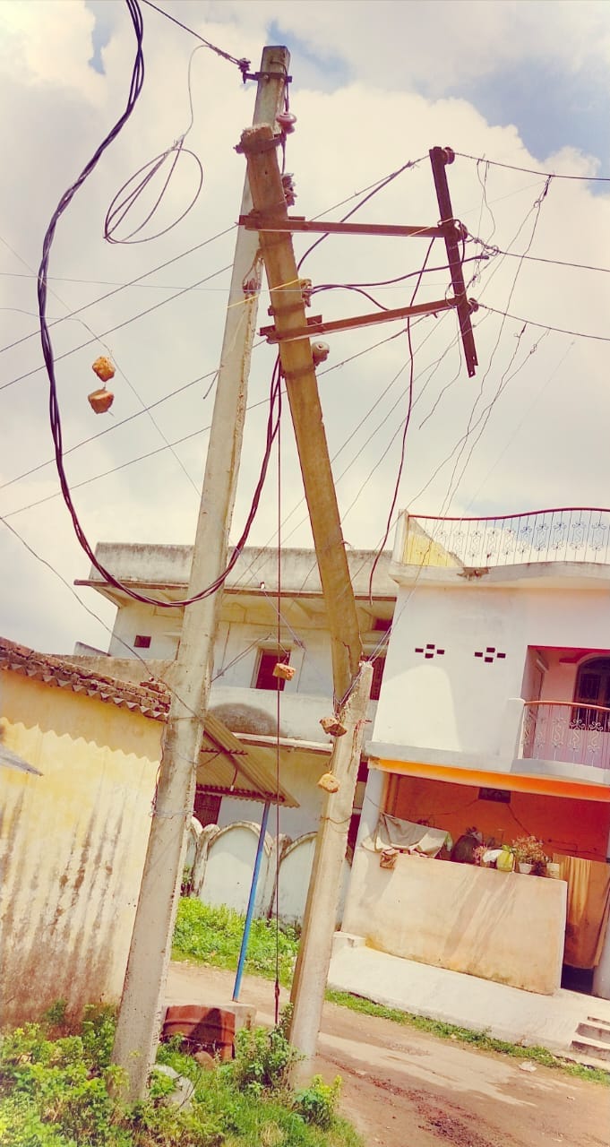 Supply from broken power pole, threat remains
