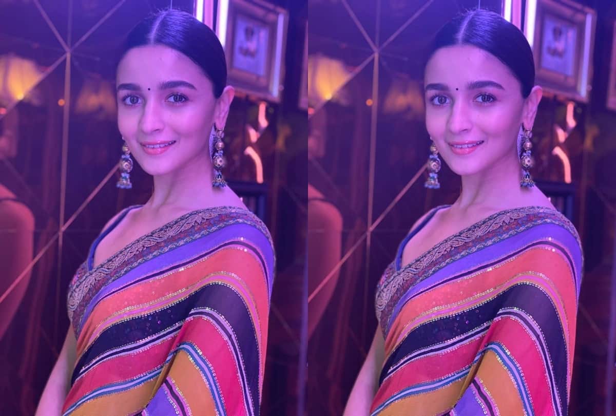 hartalika teej 2020 date best bollywood actress saree look for festival 2020 saree for teej