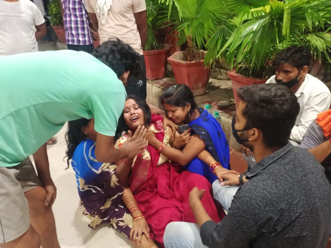Gun shot a man died only for vehicle was rammed into dispute in varanasi
