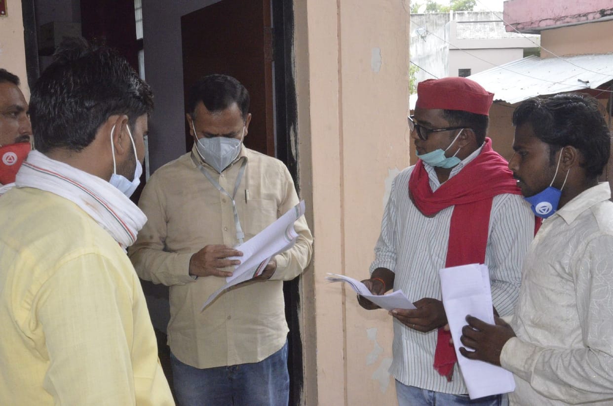 SP workers demonstrated