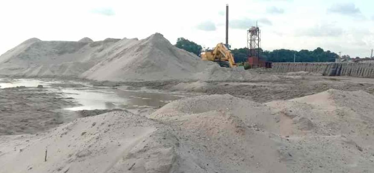 MLA Vijay Mishra: Tightening screws on MLA, action taken on dumping more sand than allowed