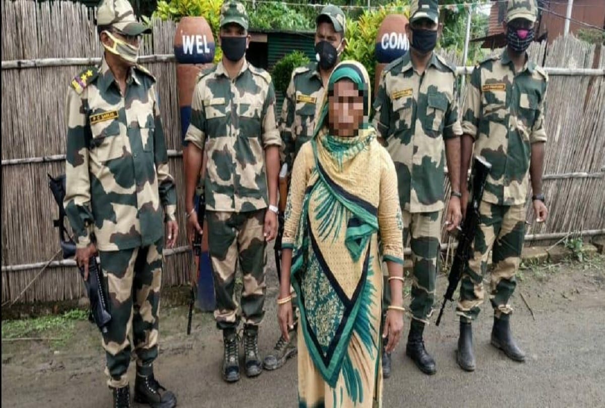 BSF troops apprehended a Bangladeshi woman in the border area of Nadia district