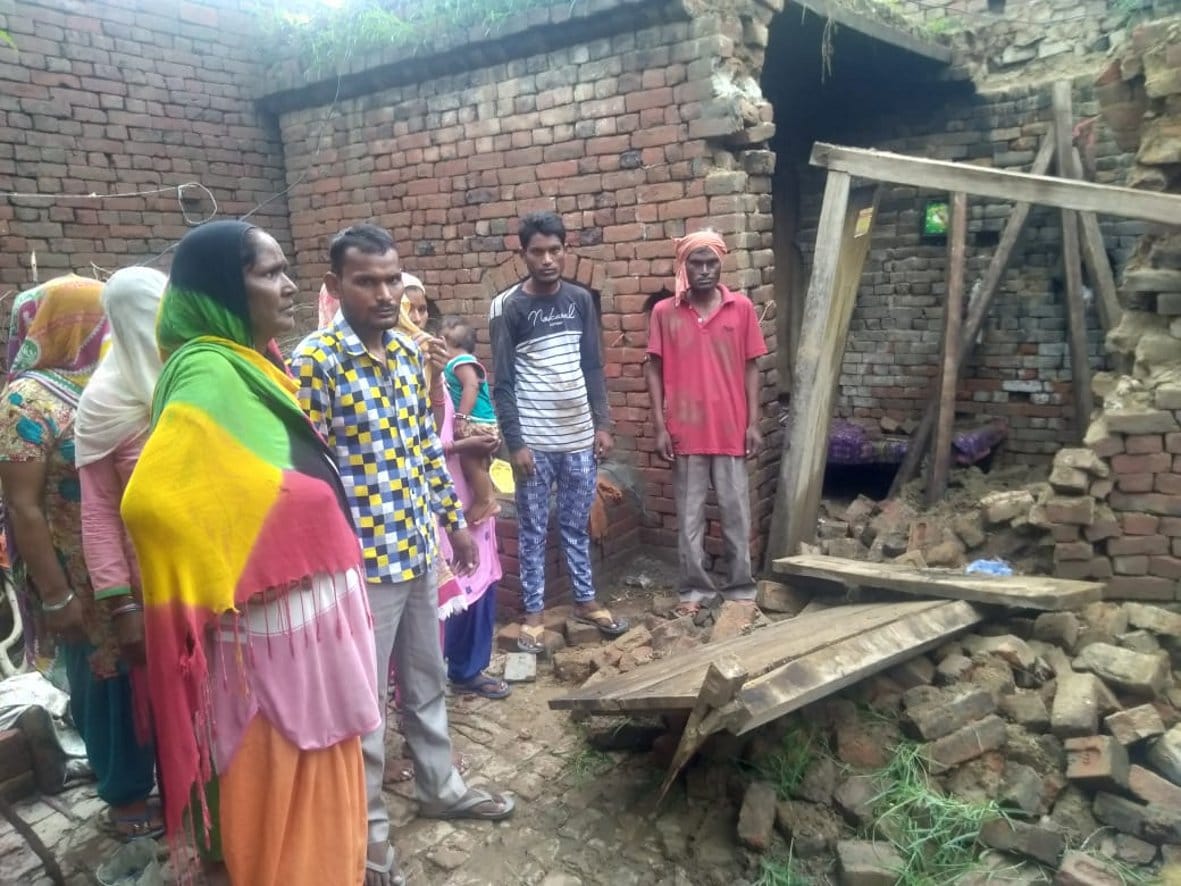 Adversity rains, many houses fall, five injured