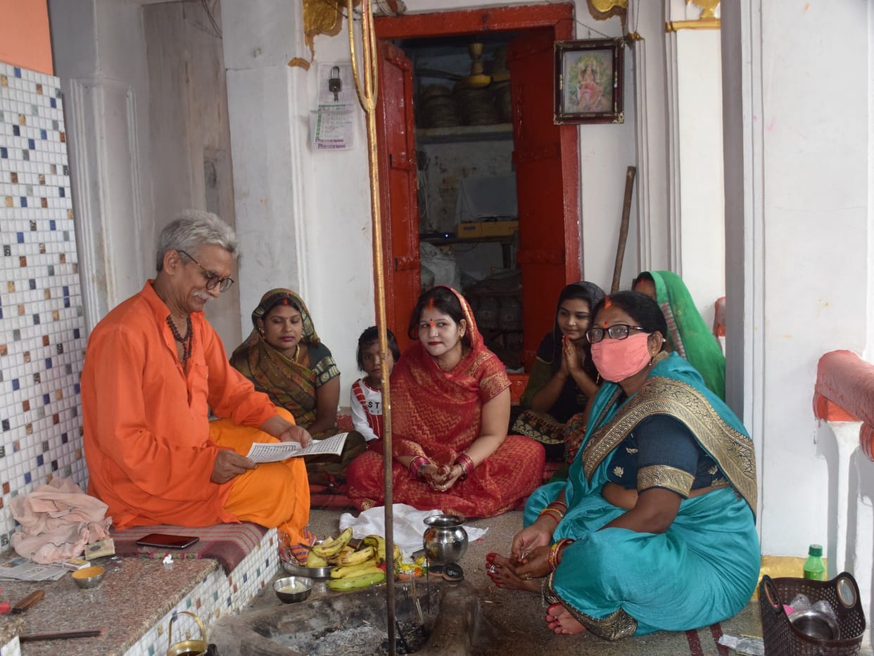 Women kept the Niralal fast on Haritalika Teej