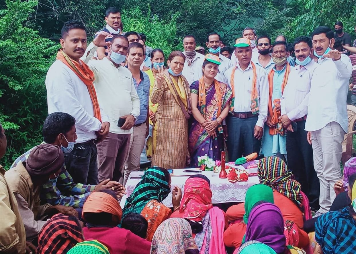 Government is giving priority to the development of villages: Rekha