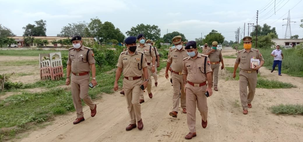Hathras: IG Zone taught crime control lesson to officials