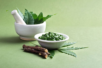 neem leaves benefits for skin and liver health in hindi, neem ki patti khane ke fayde