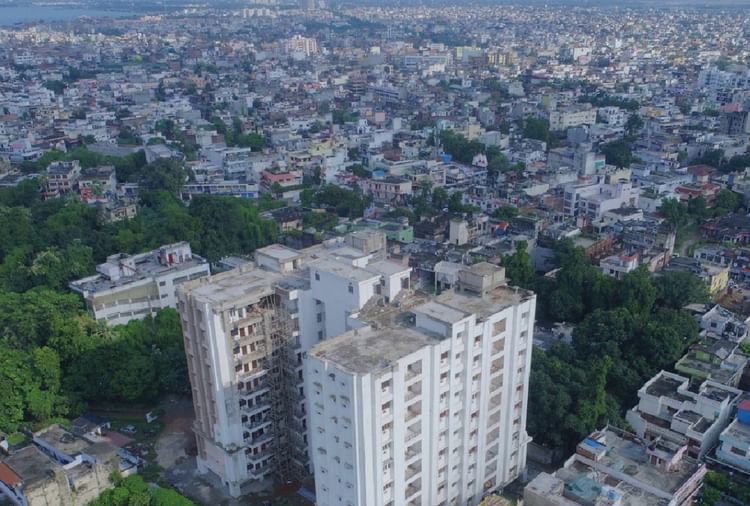 बदल रहा है गोरखपुर: 5 एकड़ में मुक्ताकाशी मंच के पास बनेगा 14 मंजिला ग्रीनवुड अपार्टमेंट, जल्द लांच होगी योजना