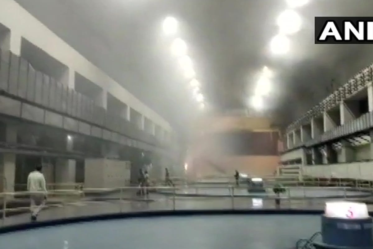 Telangana Srisailam Power Station Fire News underground hydroelectric power station causes fire many staff trapped