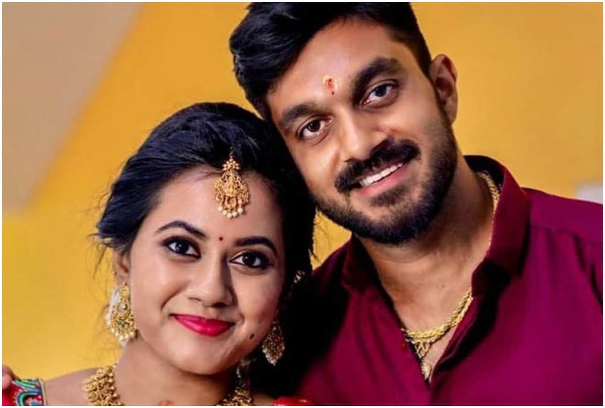 Team India Player Vijay Shankar Announces Engagement