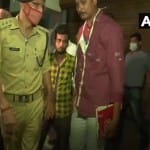 बढ़या भैंसाही गांव पहुंची पुलिस ने एक युवक को किया गिरफ्तार