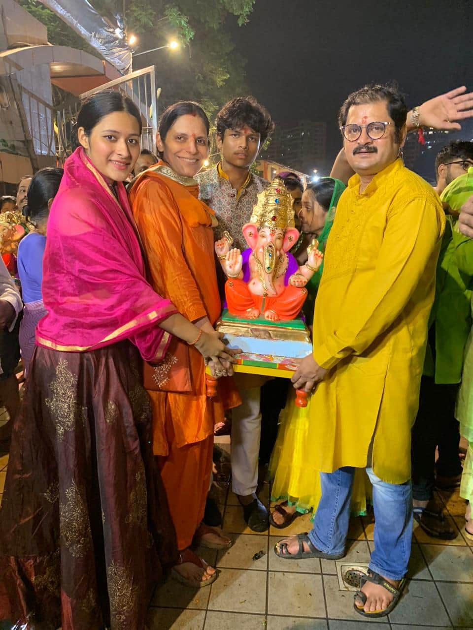 Ganesh Chaturthi 2020 celebs worship lord ganesha virtually and gave this message to Fans