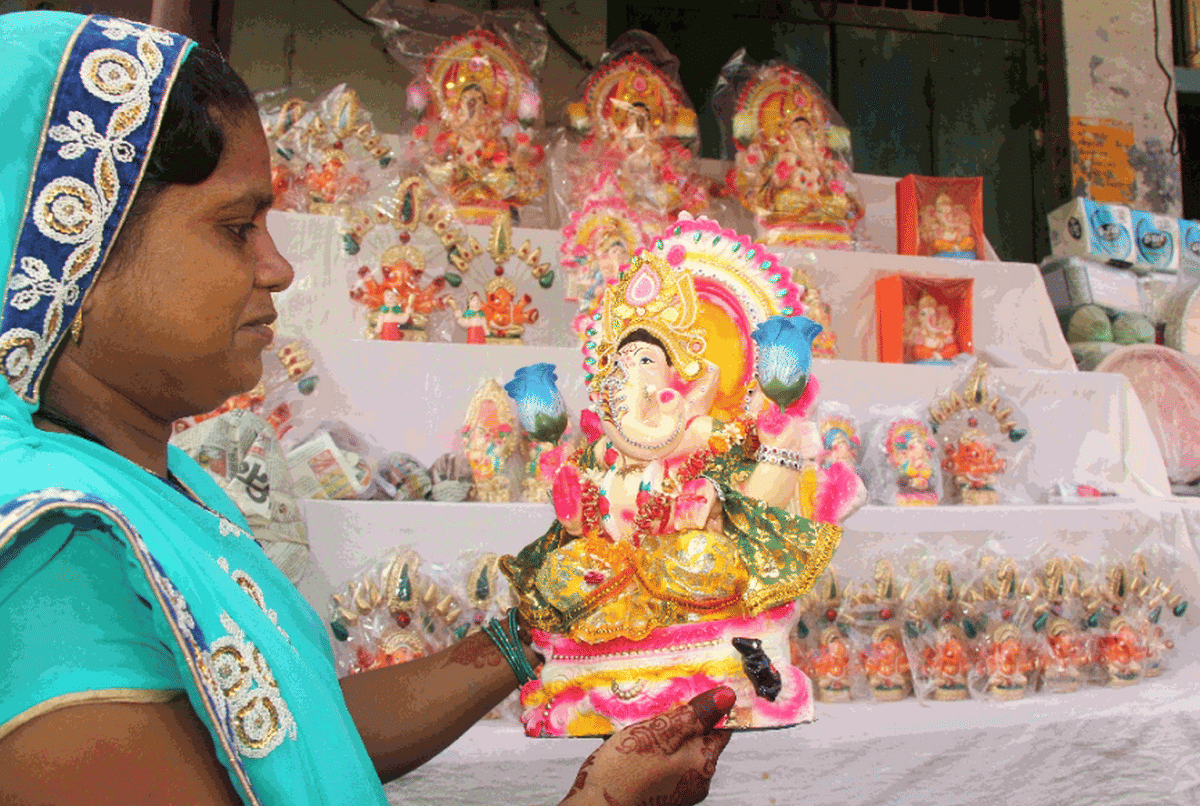 Ganesh Chaturthi 2020: Gajanan will reside at home in varanasi due to corona