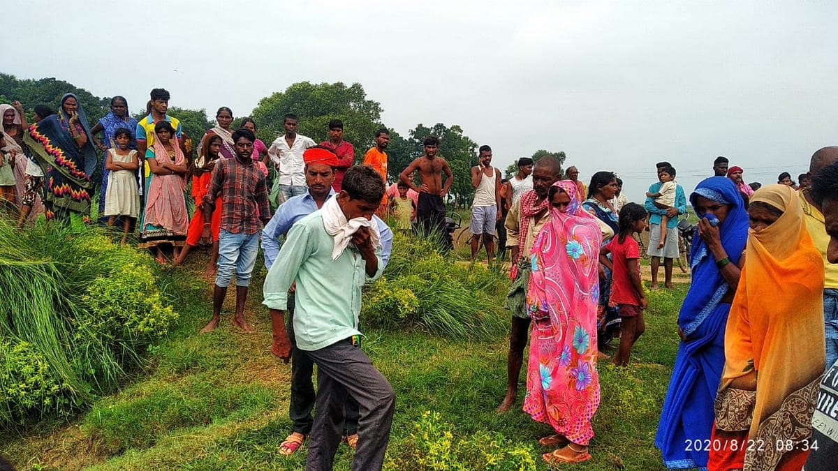 Man murder dead body found in ganga in ghazipur up