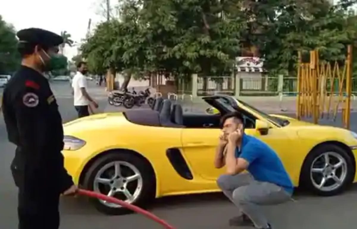 If you are driving alone then wear a face mask or it will attract a challan of rupees 500 without mask challan in delhi in car delhi traffic police without mask challan rules challan without mask challan delhi