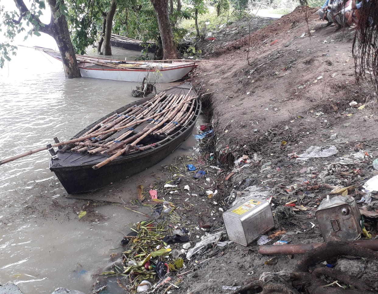 Danger hovered over Gangepur Ring Dam, Ghaghra stabilized after dwindling