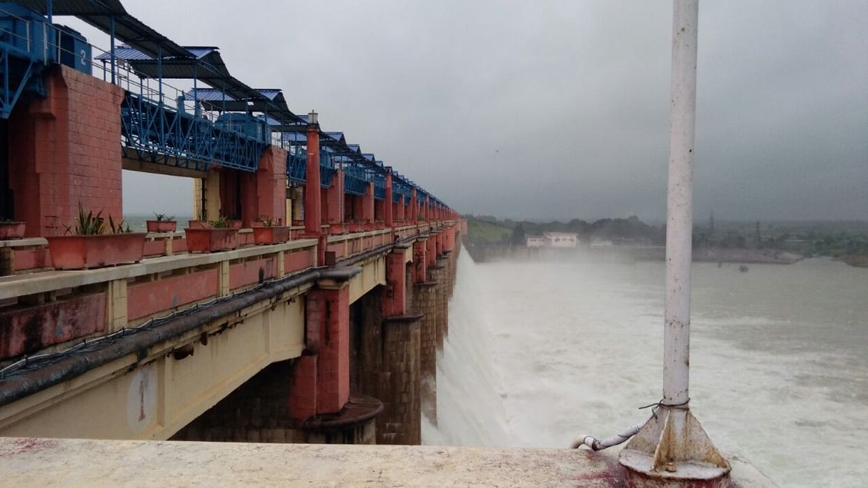 matatila dam overflow, 20 gate opened
