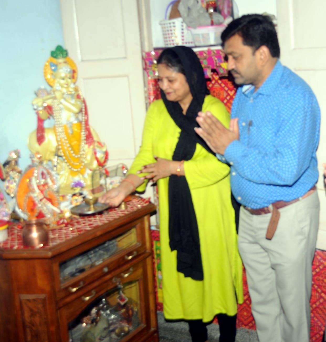 Housefull home Ganapati, worship started