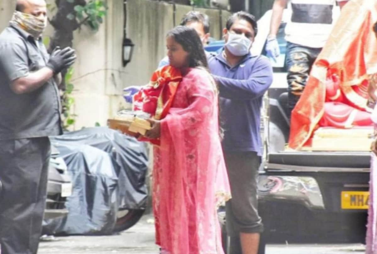 salman khan sister arpita khan sharma welcomes ganpati bappa idol