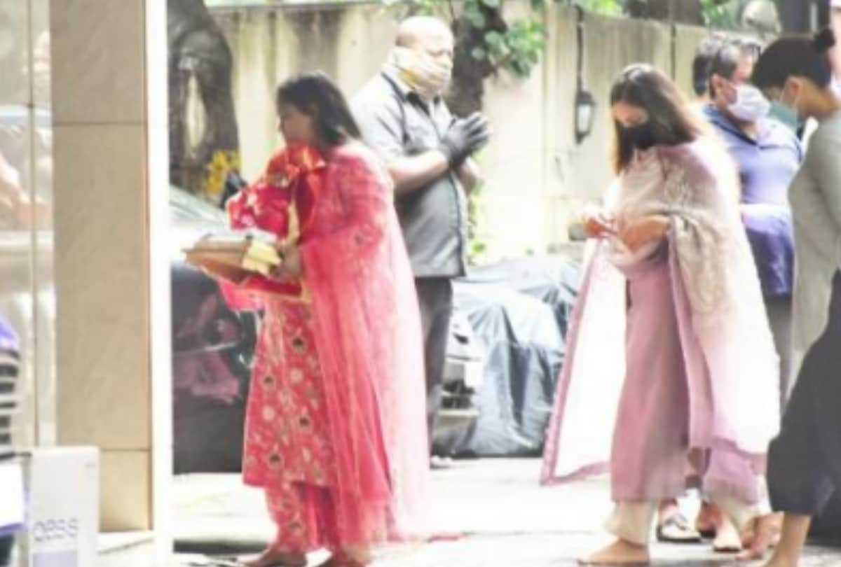 salman khan sister arpita khan sharma welcomes ganpati bappa idol