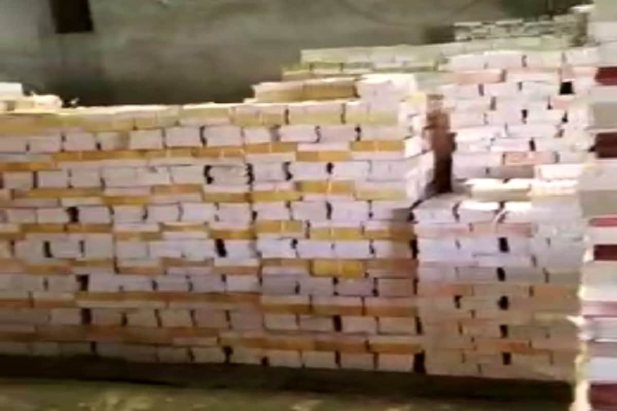 Meerut NCERT Fake Books News: Meerut police has collected eight evidence in this case