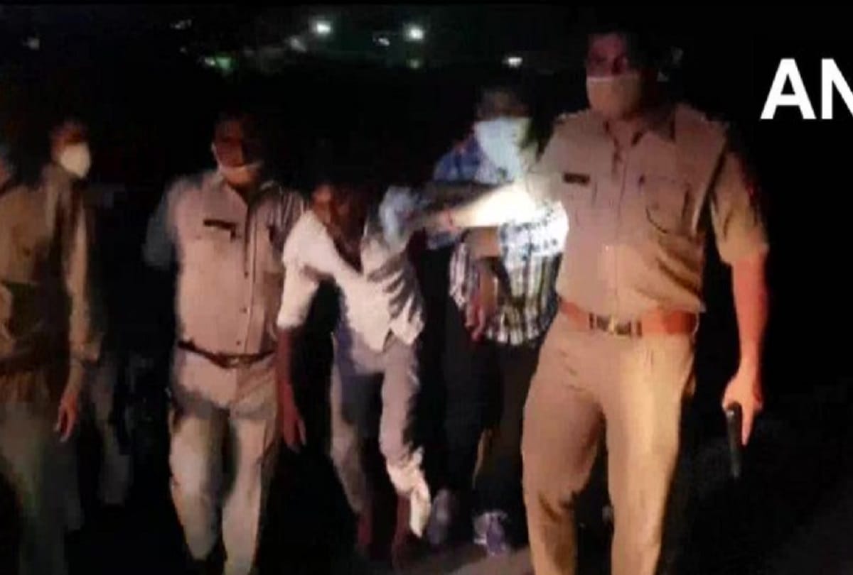 A criminal carrying a reward of Rs 25,000 arrested following an encounter in Greater Noida