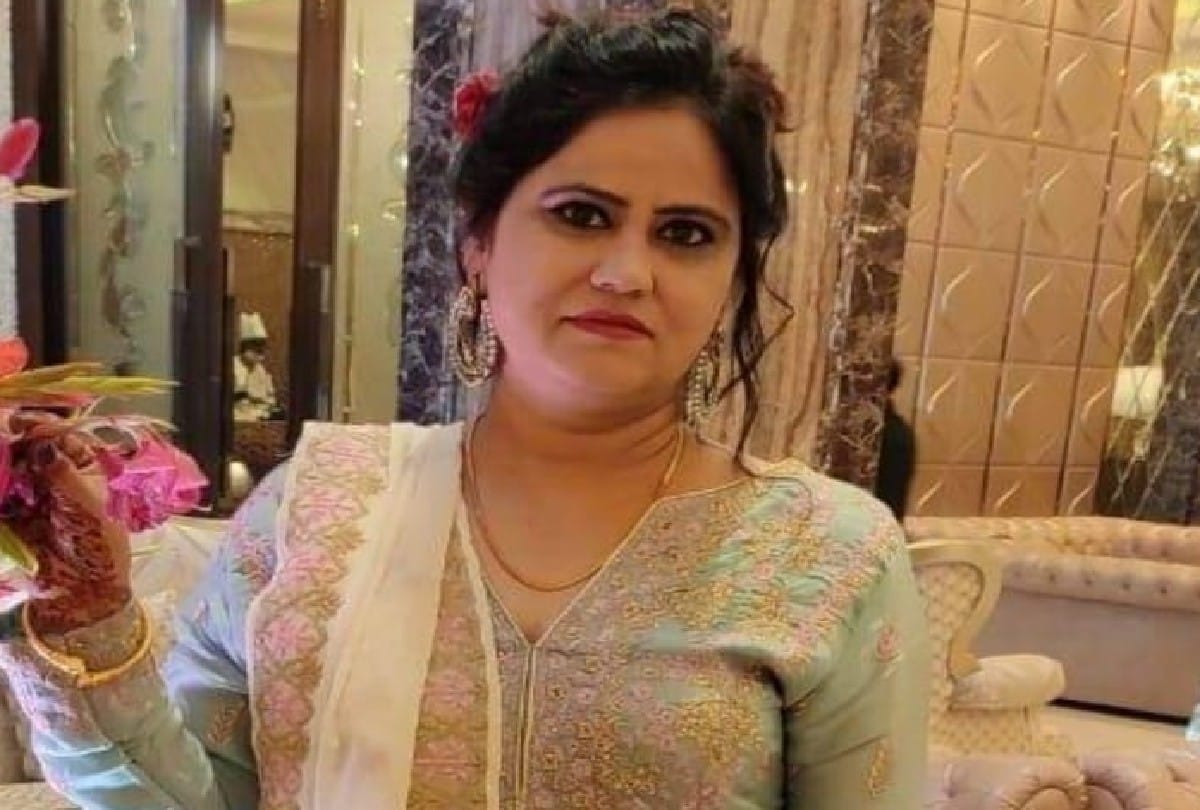 Aparajita 100 Million Smiles struggle story of women dancers