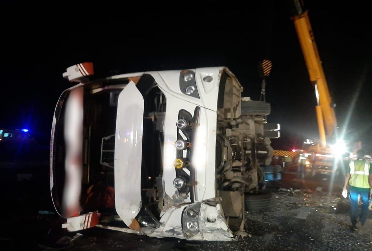 Road accident in Ujjain bus going from up to Gujarat  overturned