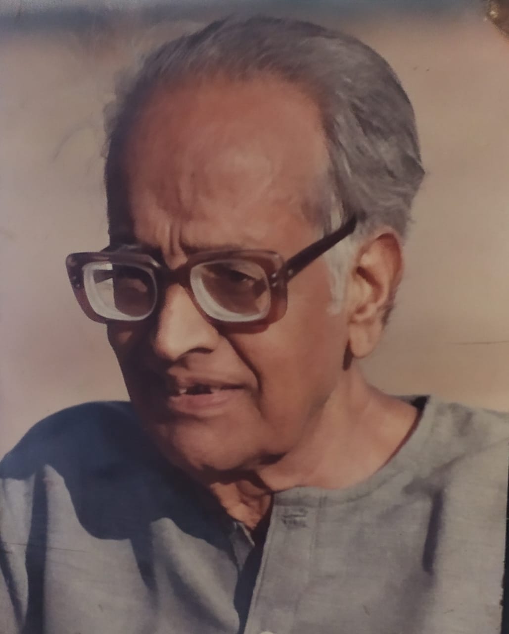 The writing of Shamsher Bahadur reaches beyond the new poem