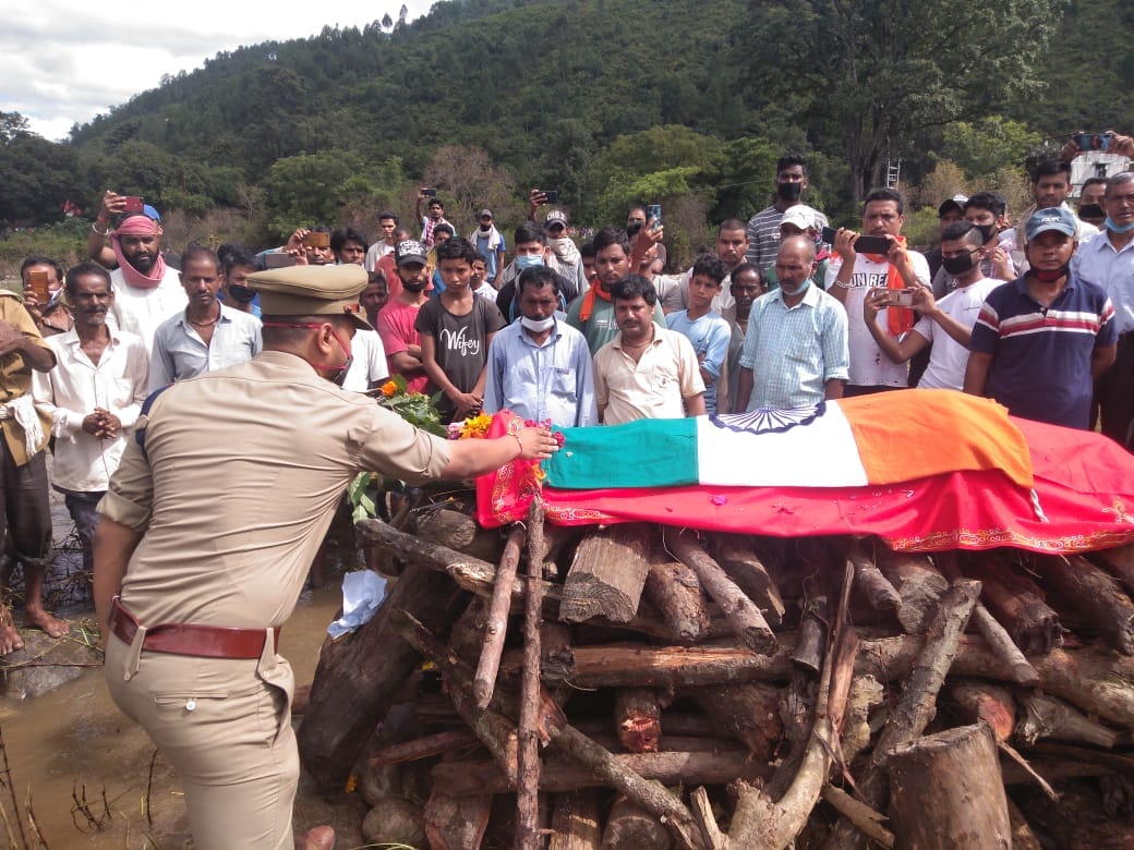 Uttarakhand: BSF jawan Kundan Ram funeral with military honors