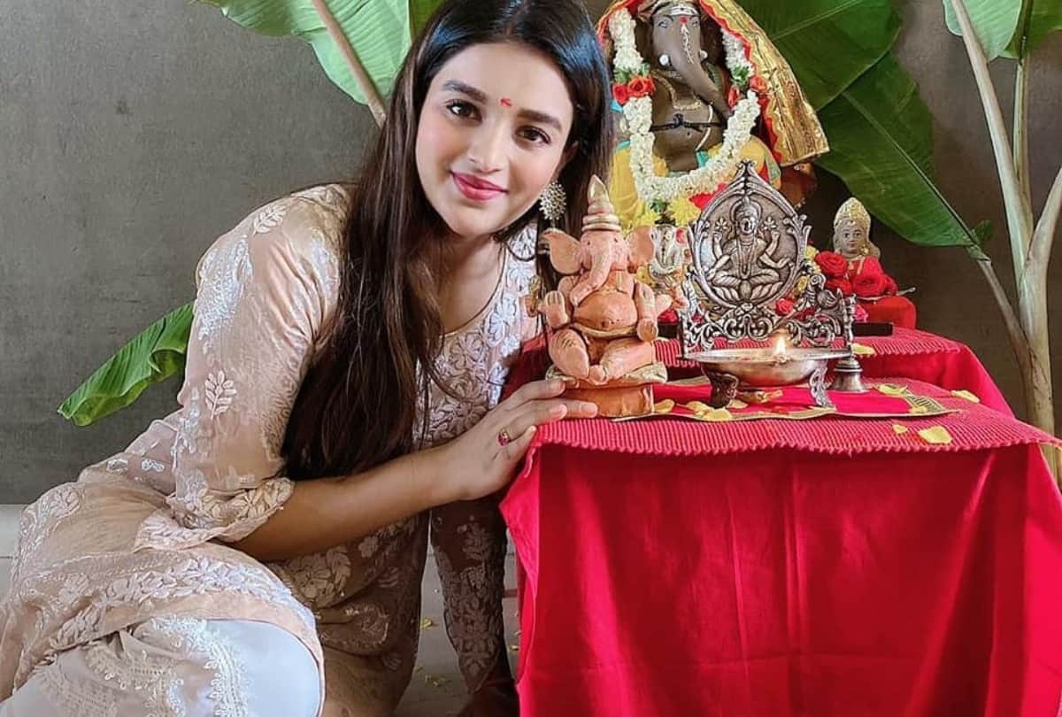 Ganesh Chaturthi 2022 How To Make Ganpati At Home From Soil or Clay In Hindi
