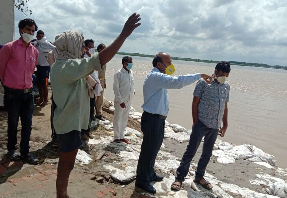 villagers leave housed due to ganga