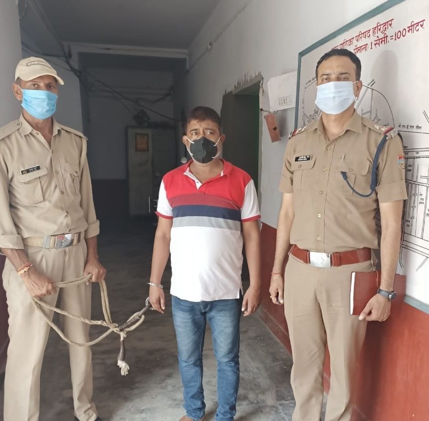Accused of stealing millions of rupees tax by making fake firm arrested
