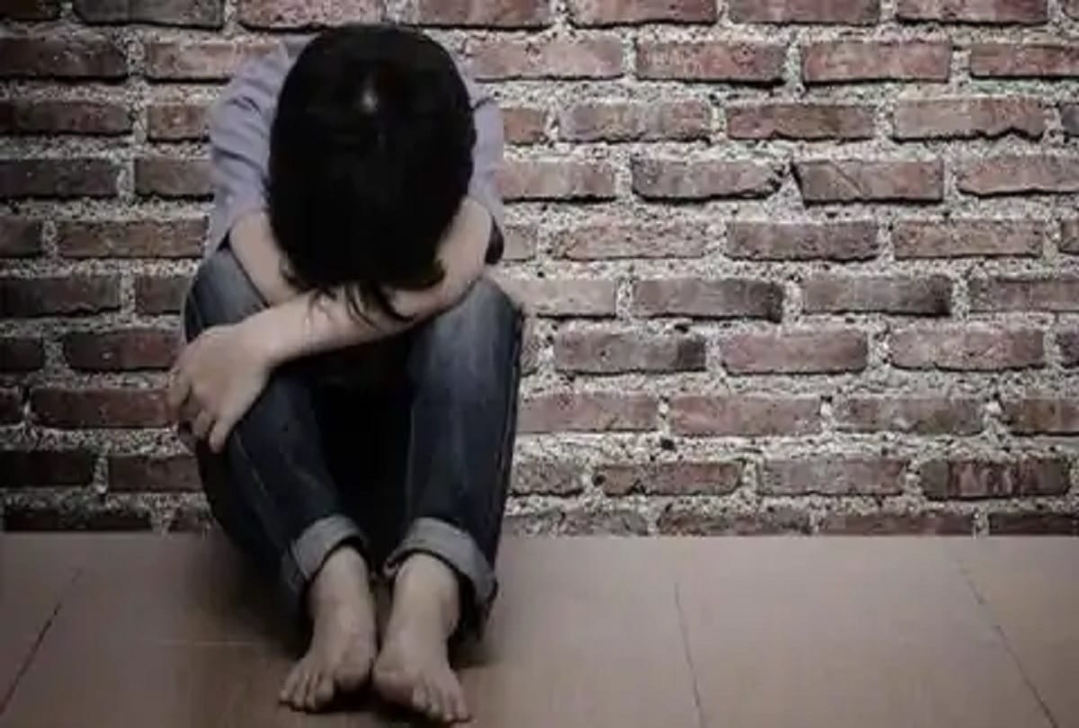 result deteriorated, student jumped into the well in Chhindwara, other student hanged himself in Shahdol