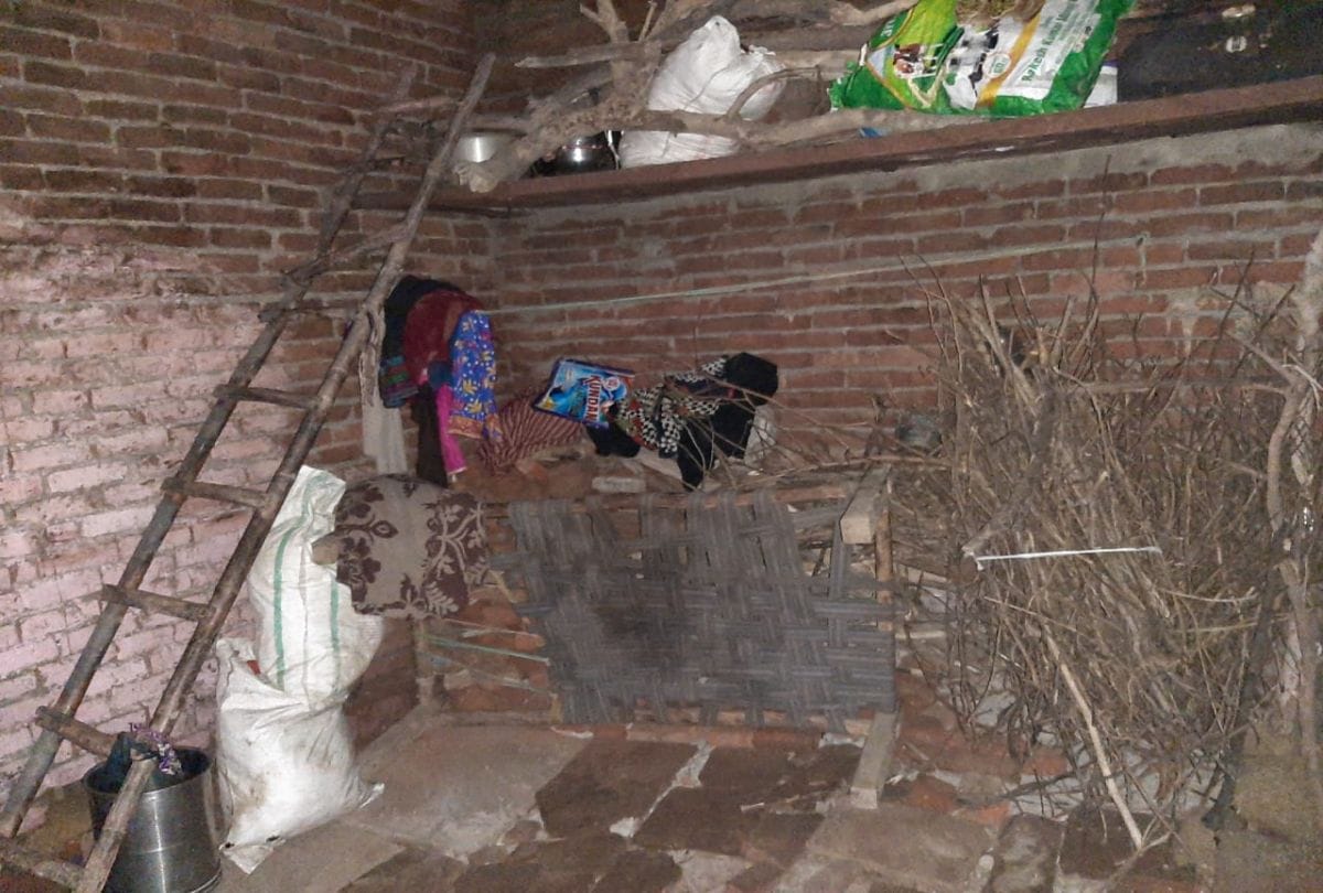 Five year old girl dies of hunger in agra uttar pradesh