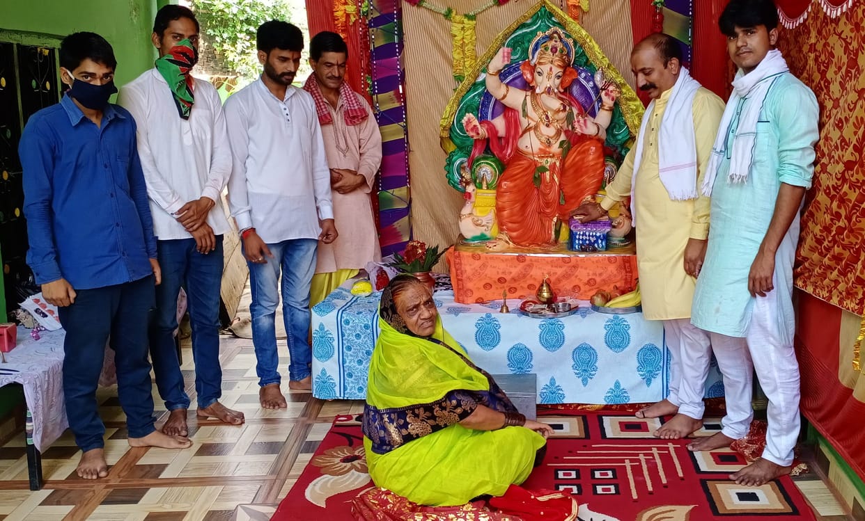 Vivaraje Ganapathi Bappa, Chaturthi festival started in homes
