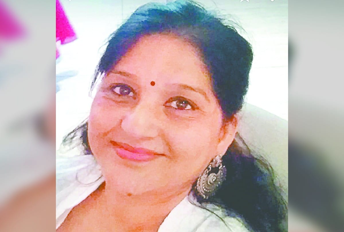 Aparajita 100 Million Smiles struggle story of women dancers