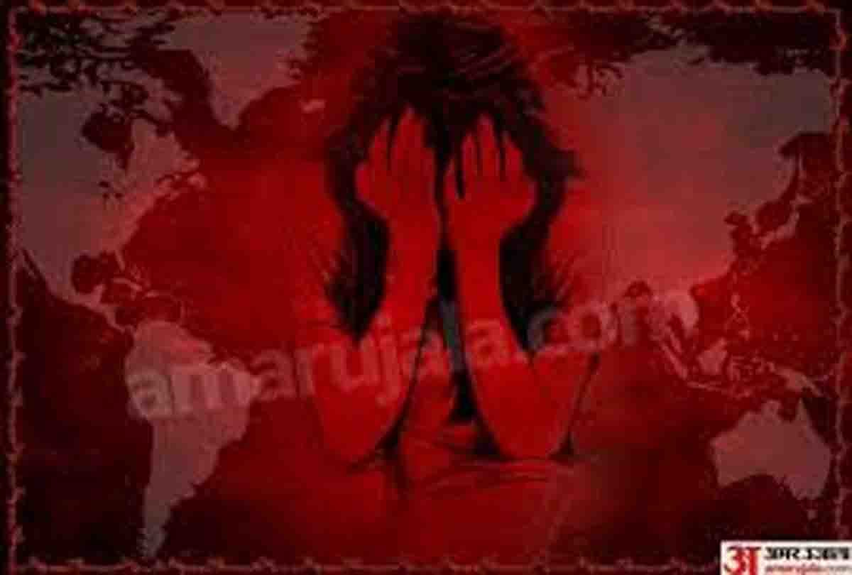 old man misdeed with teenager in kanpur