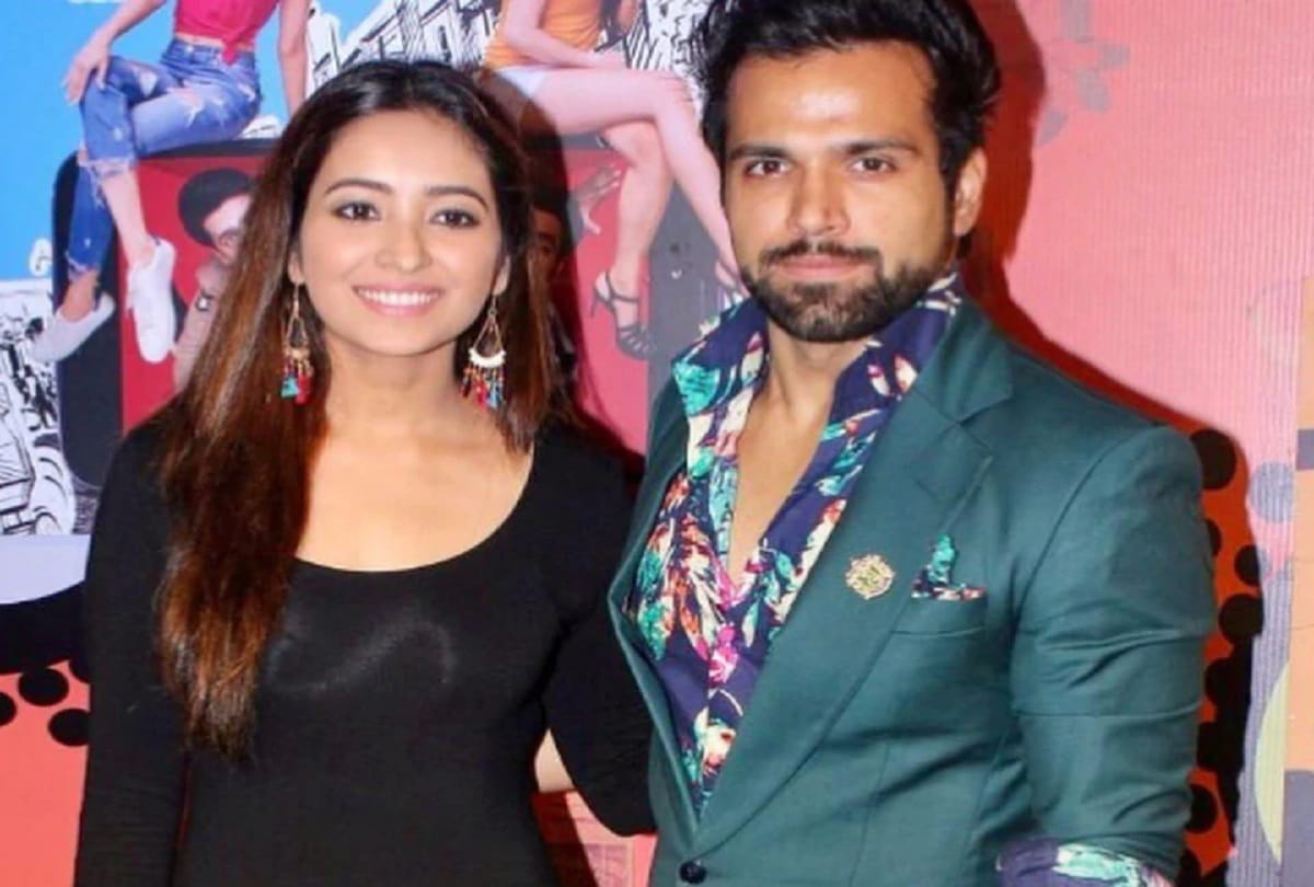 rithvik dhanjani ex girlfriend asha negi birthday: rithvik dhanjani shared romantic post for actress and ex girlfriend asha negi on her birthday