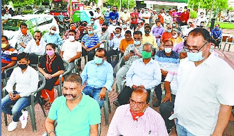 Mayor lights lights with corporation's team reached SunCity