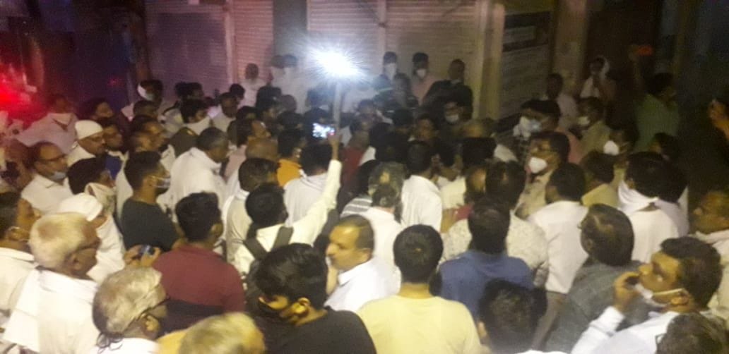 Scope of police station demanding arrest of accused for attacking businessman