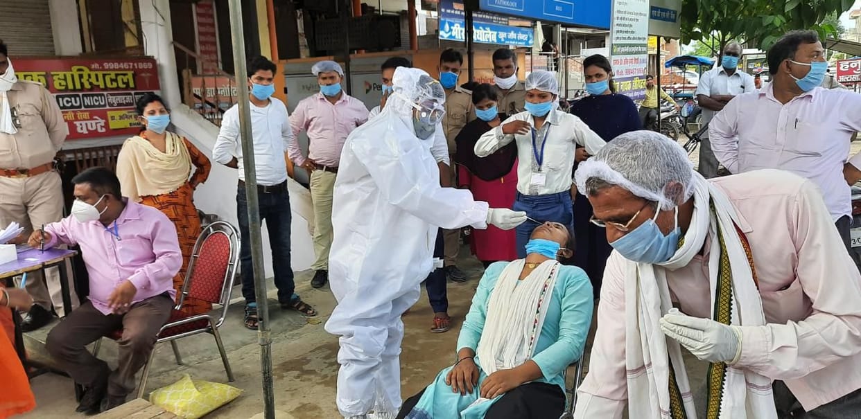 Death of infected woman, 24 people found positive