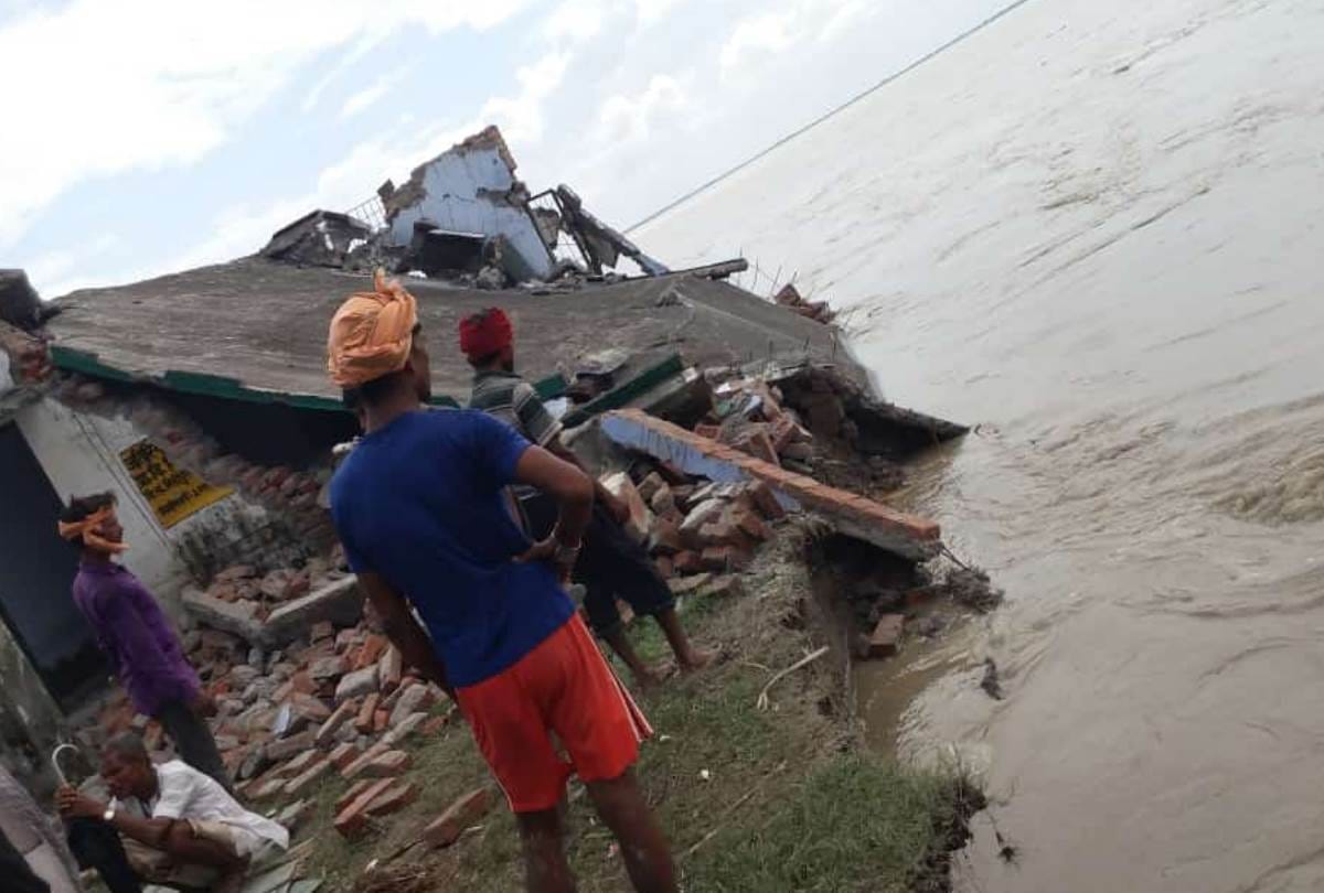 primary School drowned in saryu river in bahraich