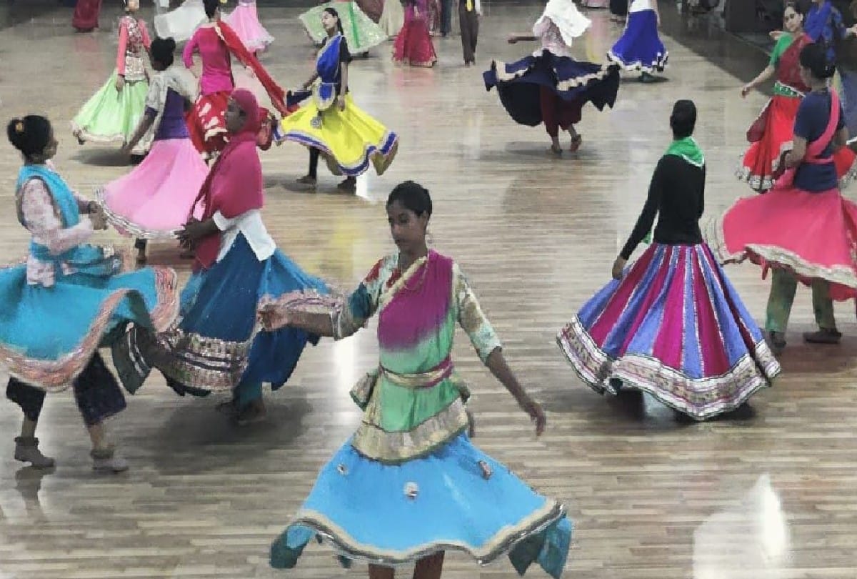 Gahvarvan Barsana is witness to the Maharas of Radhakrishna