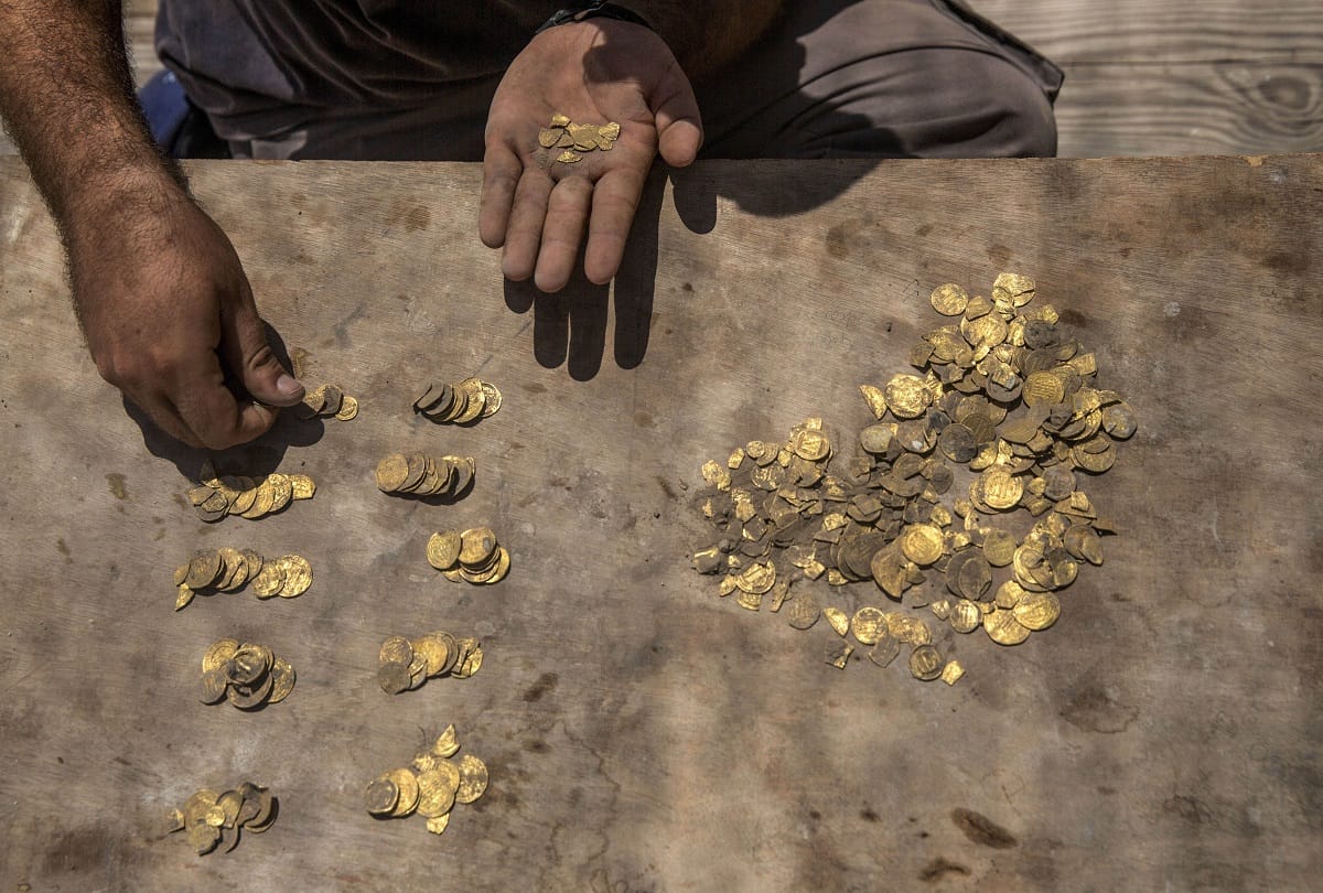 Hundreds of thousands of years old gold coins found in pottery in Israel