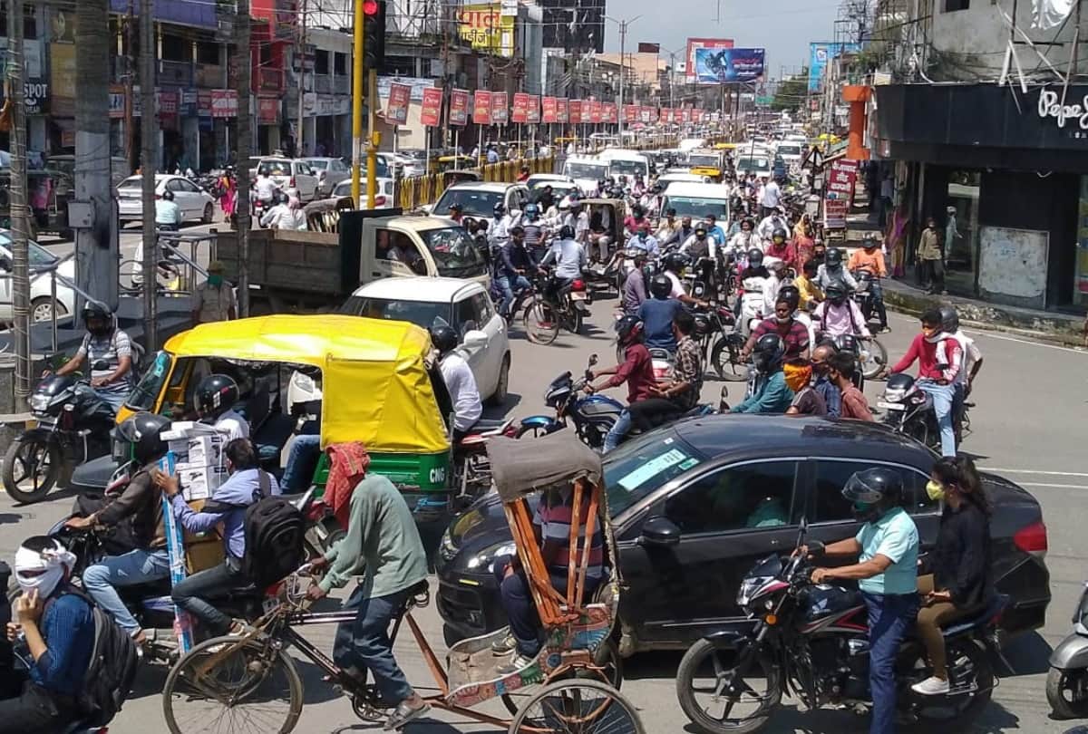 Gorakhpur lockdown open after two days heavy traffic jam in city