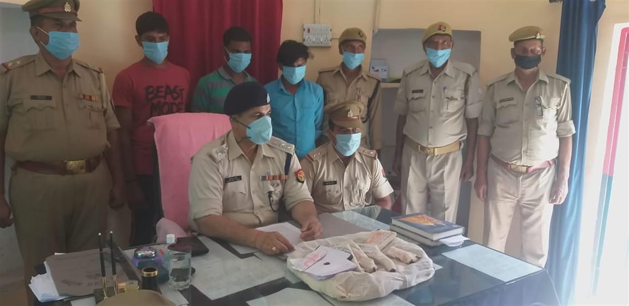 three criminal arrest in Encounter