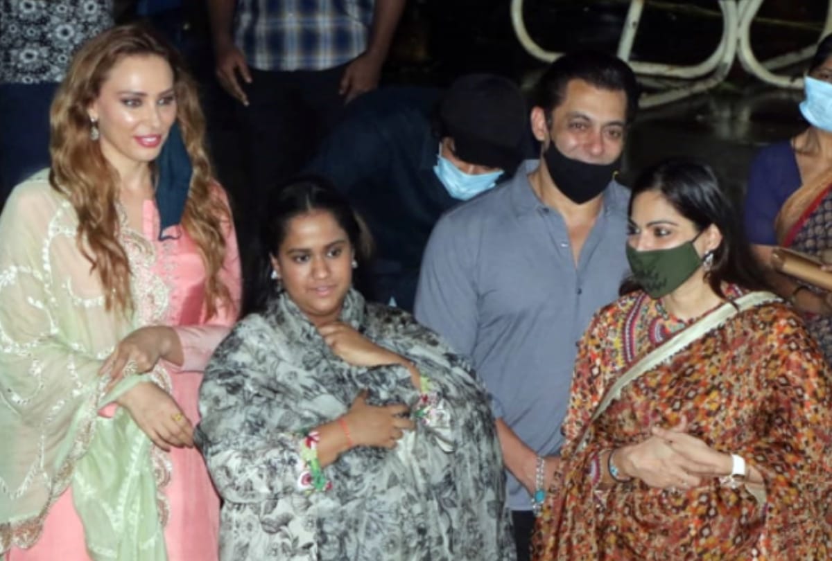 salman khan celebrate ganesh chaturthi with family