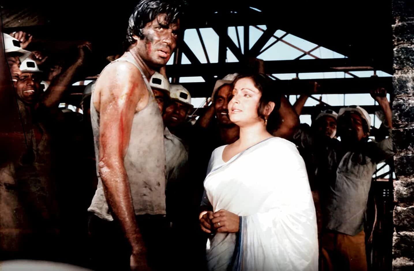 Amitabh Bachchan says he worked in coal mines of Dhanbad before films 42 years of Kala Patthar