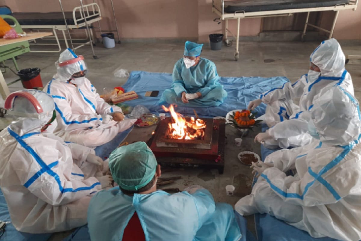 Corona patients are recovering rapidly in a hospital at Meerut and video viral of om chanting